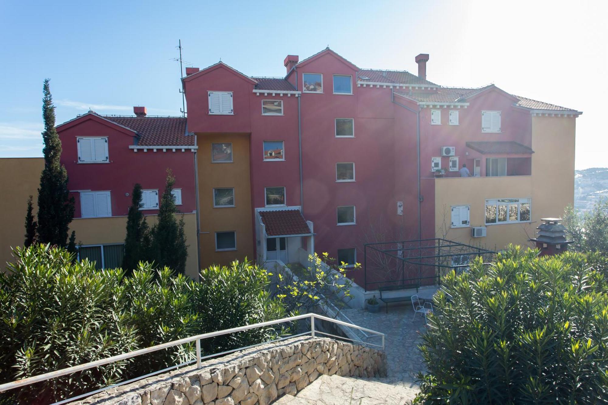 Nikol Appartement *